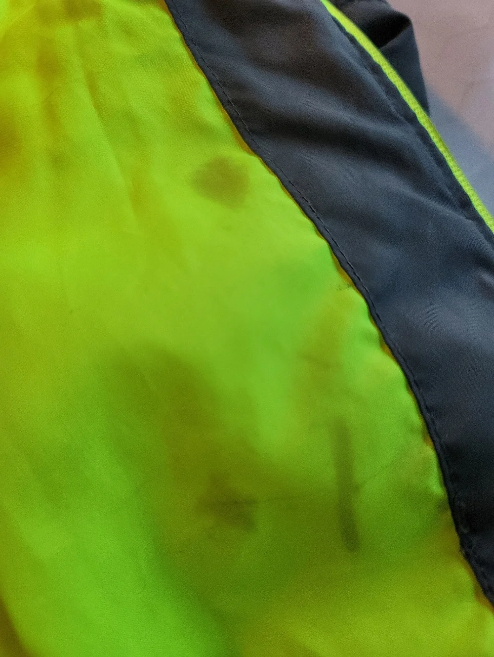 Nike Kids' 4T Puffer Jacket in Charcoal Gray Lime Interior‎ Full Zip